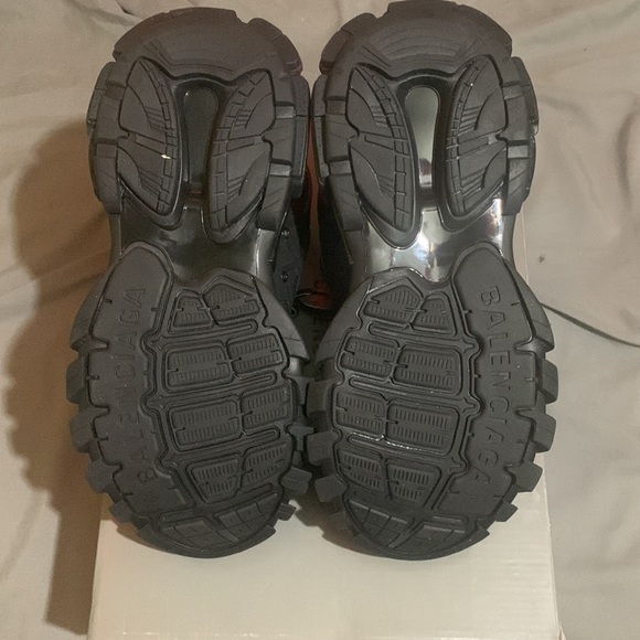 Balenciaga Track Led - Picture 2 of 3